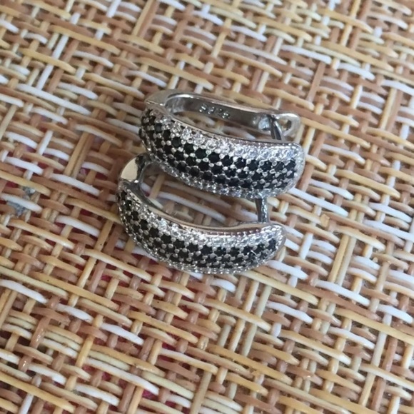 Sterling Silver Black Hoop Earring Simulated diamonds Black gothic Sparkly - Picture 4 of 15